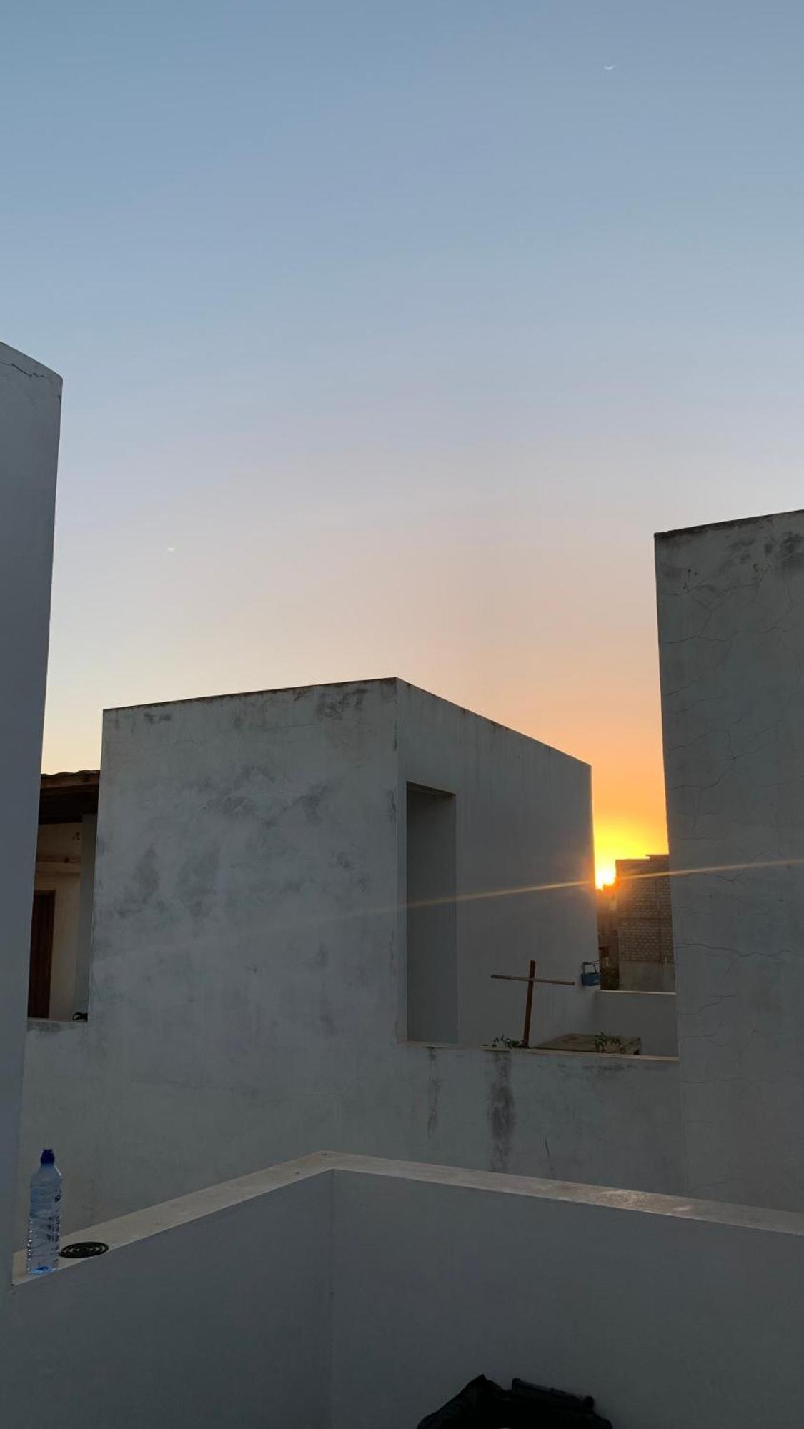 Dar Dyali Rooftop ⁿᵉᵃʳ ⁿᵍᵒʳ ᵇᵉᵃᶜʰ ᵃⁿᵈ ⁱˢˡᵃⁿᵈ Dakar Exterior foto